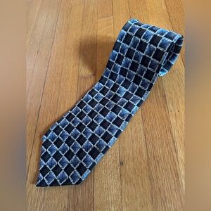 Vtg Ziggurat by Mulberry Neckwear Men's 100% Silk Brown & Blue Necktie